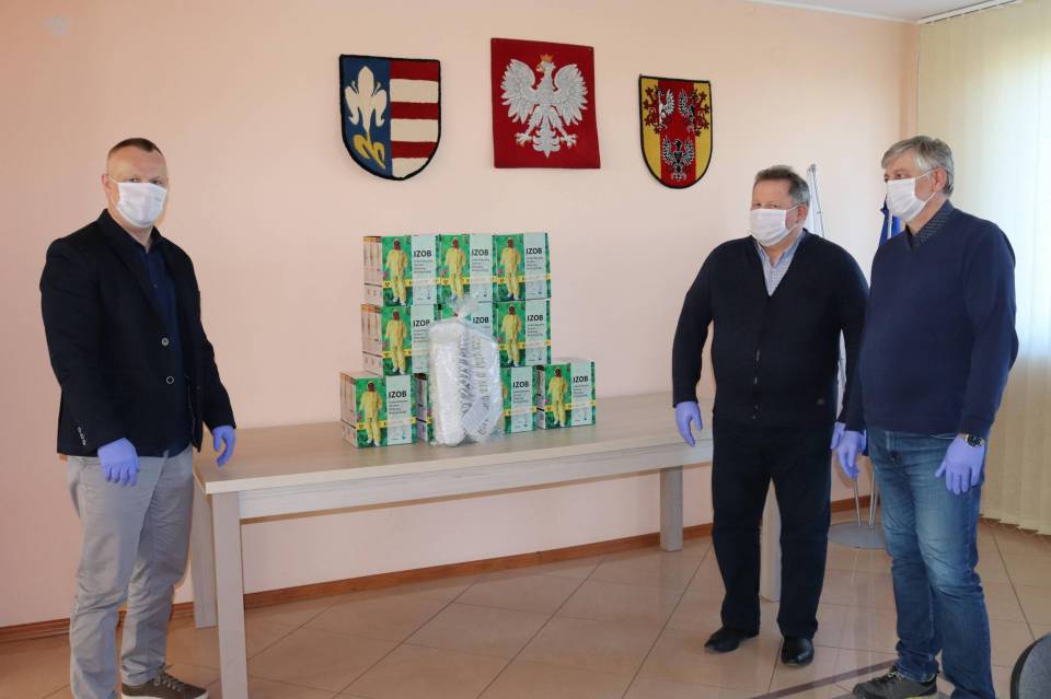 Samorząd gminy Sławno przekazał środki ochrony osobistej dla DPS w Drzewicy