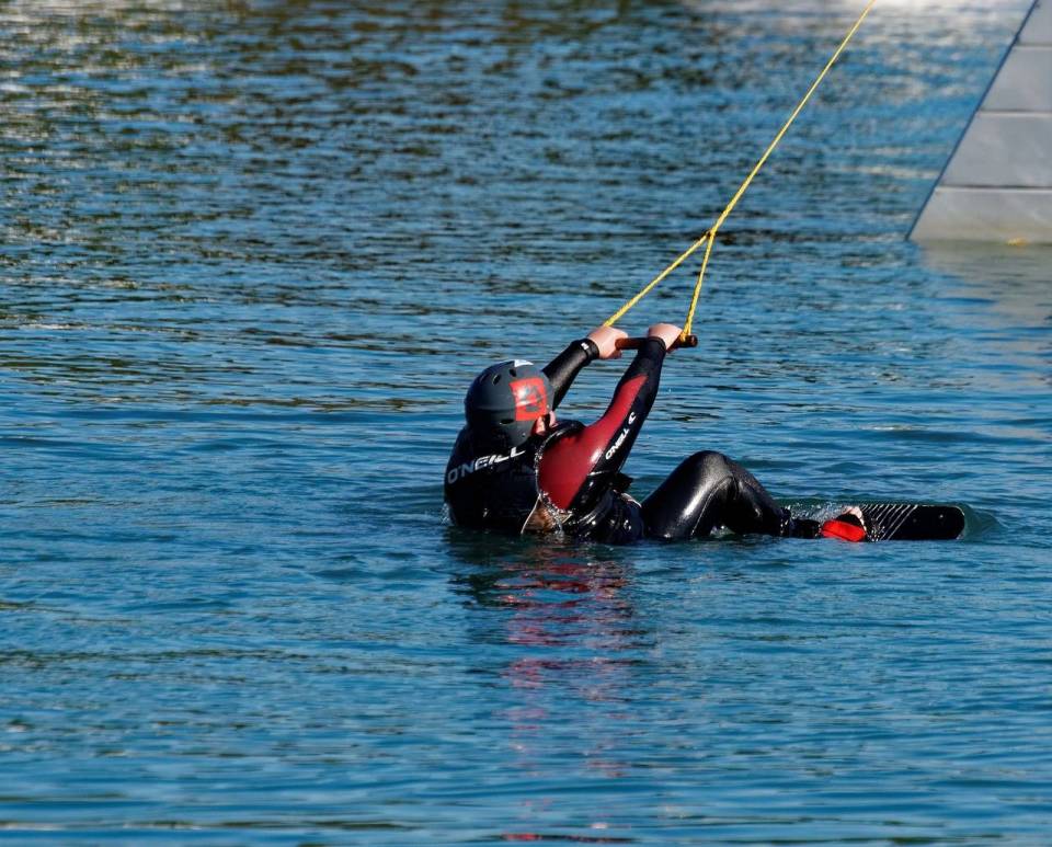 wakeboard-970937_1280